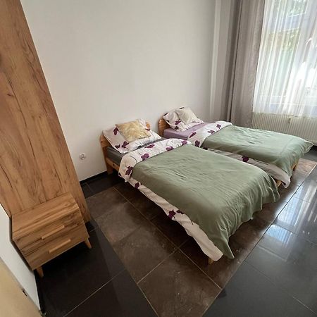 Butikowe Pokoje Zdroj גלוחולאזי מראה חיצוני תמונה
